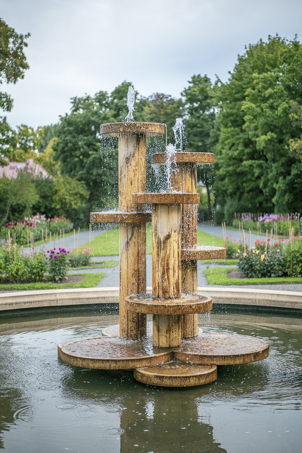 Brunnen im Dahliengarten Gera