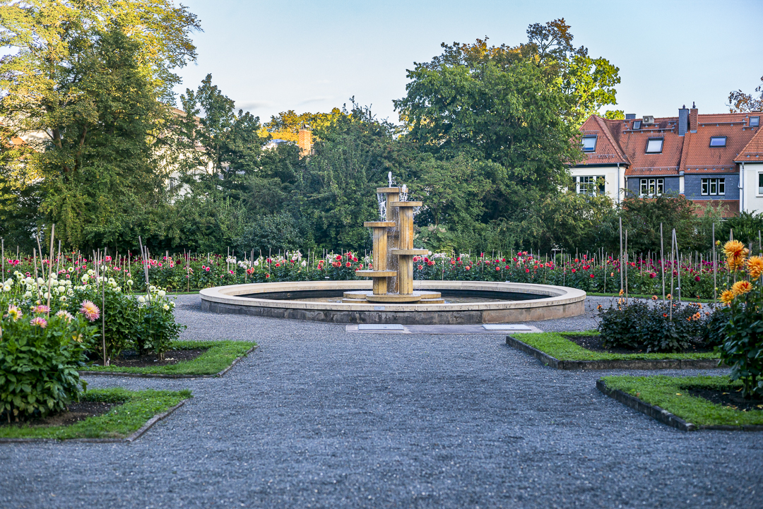 Brunnen im Dahliengarten Gera 2026