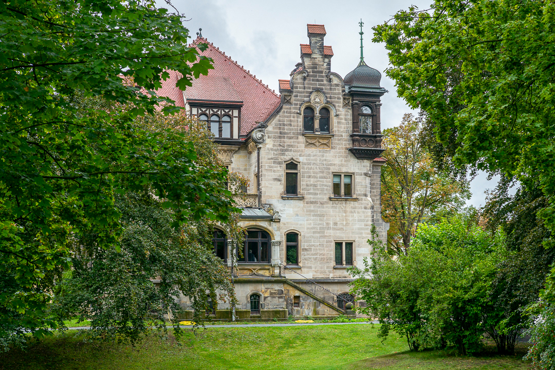 Außenansicht der Villa Hirsch